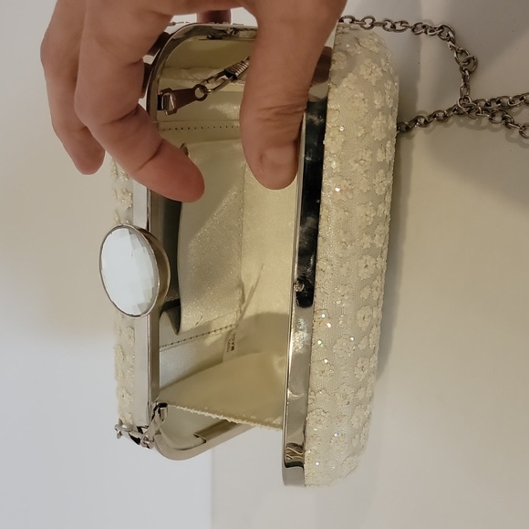 Sequin Clutch with Detachable Chain - Picture 3 of 10